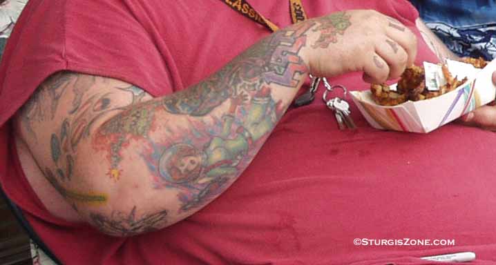 finger tattoos